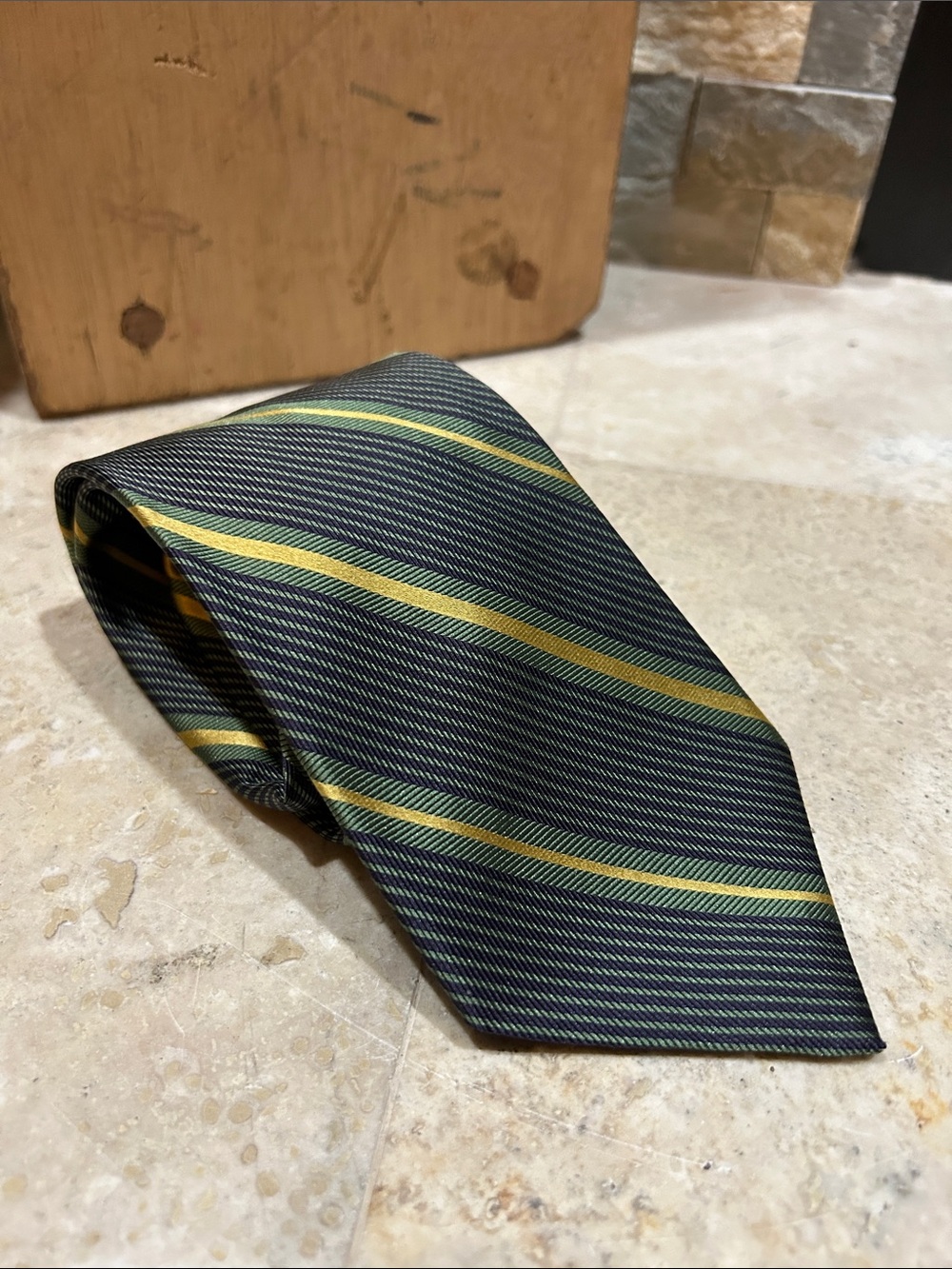 BROOKS BROTHERS Repp Striped Tie